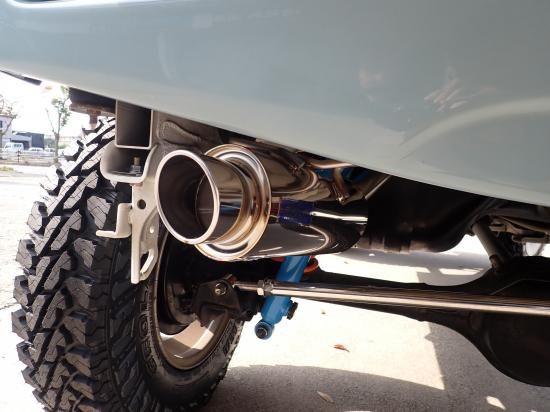 ○ヘリテージ左出しマフラー○ ジムケンタック JB23用（マフラー認証