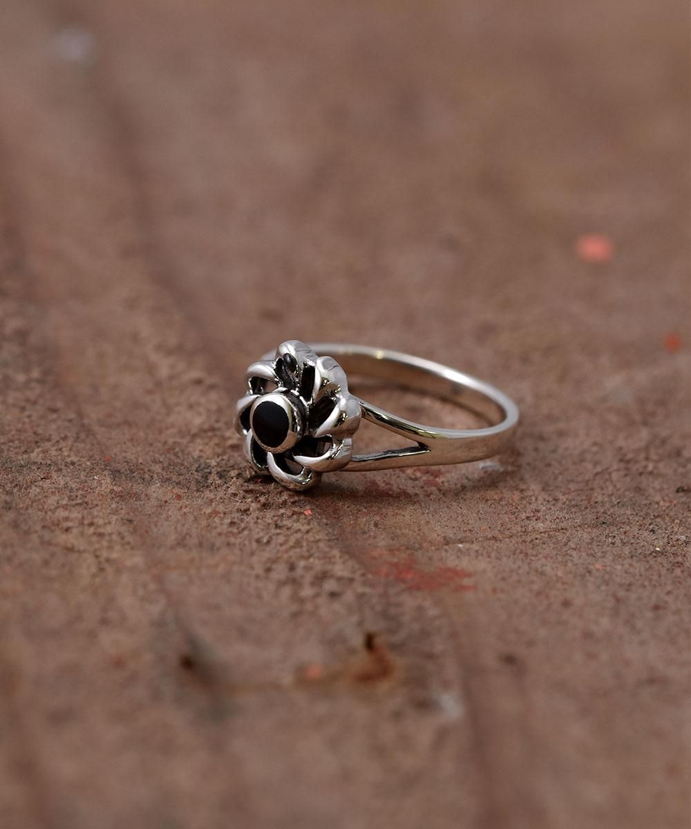 オニキスフラワー シルバーリング - 古着屋グレープフルーツ ムーン