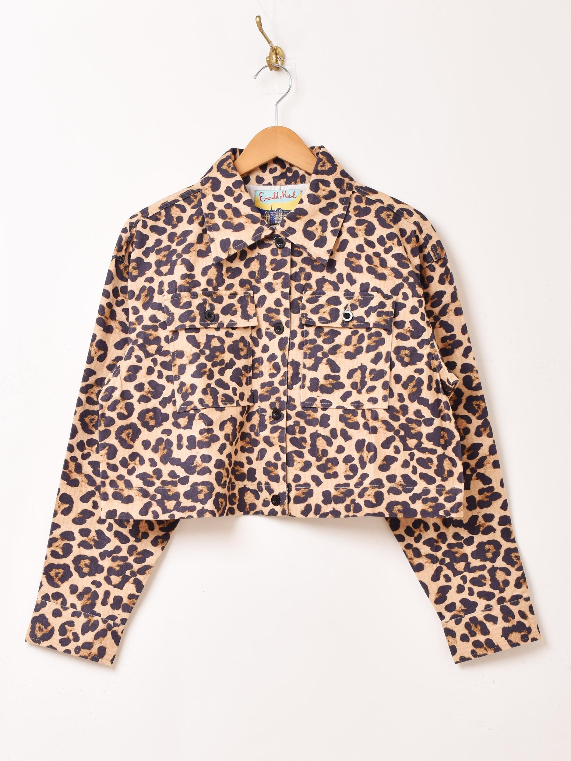 2色展開】「Emerald Motel」レオパード柄 クロップド ジャケット
