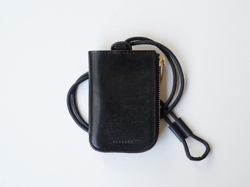 コモド・リベルタ｜首から下げられる小さなお財布 - ULYSSES