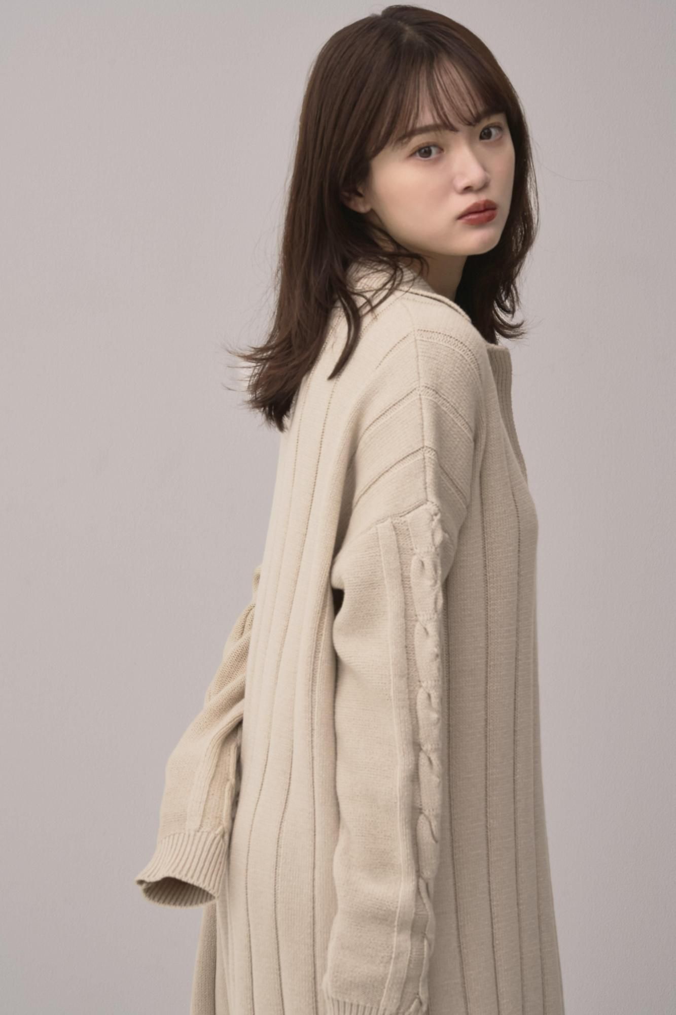 ポロカラーリブニットワンピース（BEIGE） - PINUE