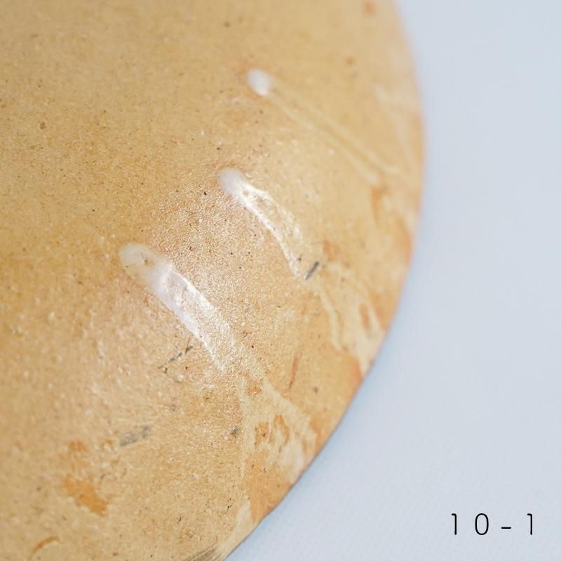 平皿/キムホノ（金憲鎬）