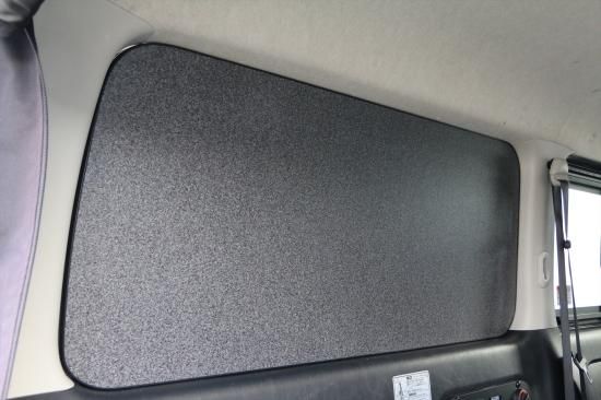 ハイエースSGL専用 イージーウィンドパネル｜ガラス保護に取付穴の残ら