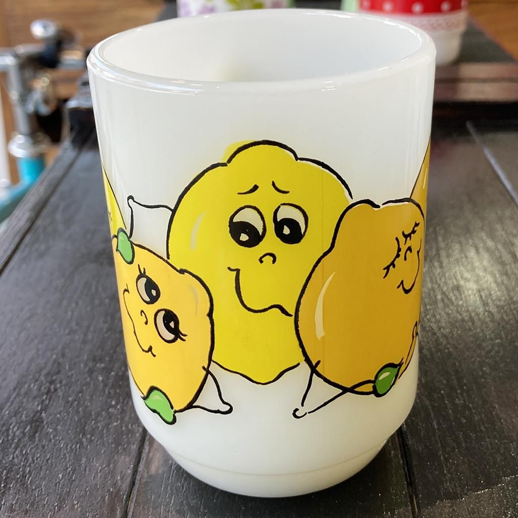 9オンスマグ レモン ナンシーリン1977年～1986年製造 Fire-king