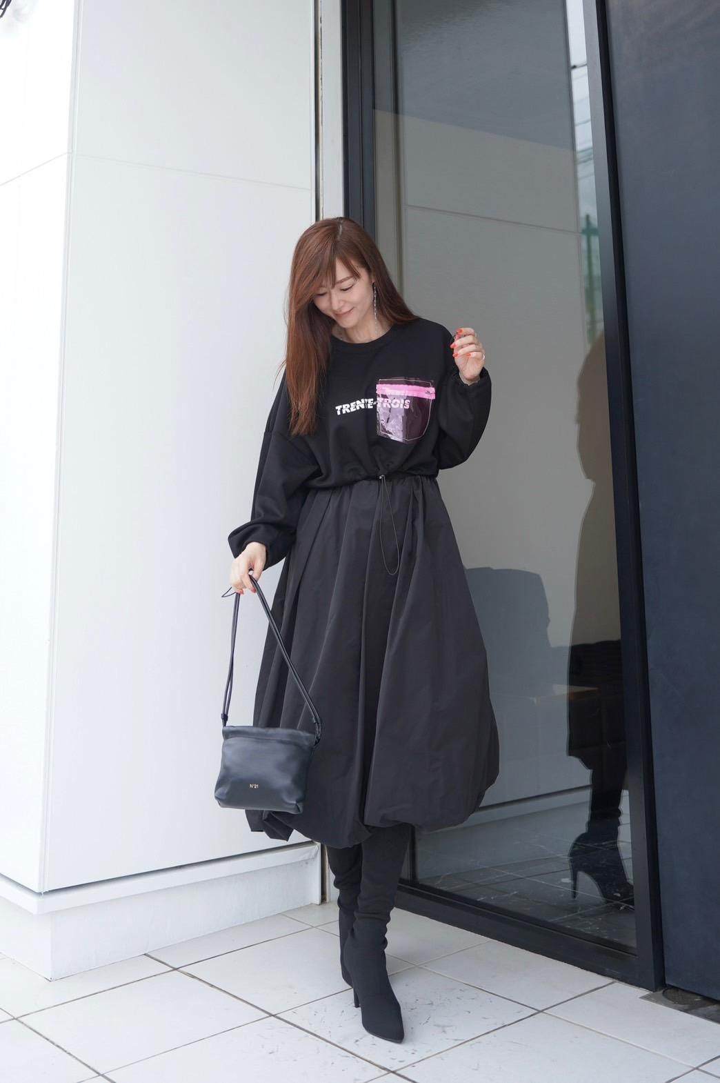 N°21(ヌメロヴェントゥーノ) 【N°21】レザーミニショルダーバッグ 通販