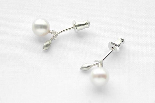 YUKO SATO jewelry & objects（佐藤祐子）｜Twig ピアス silver