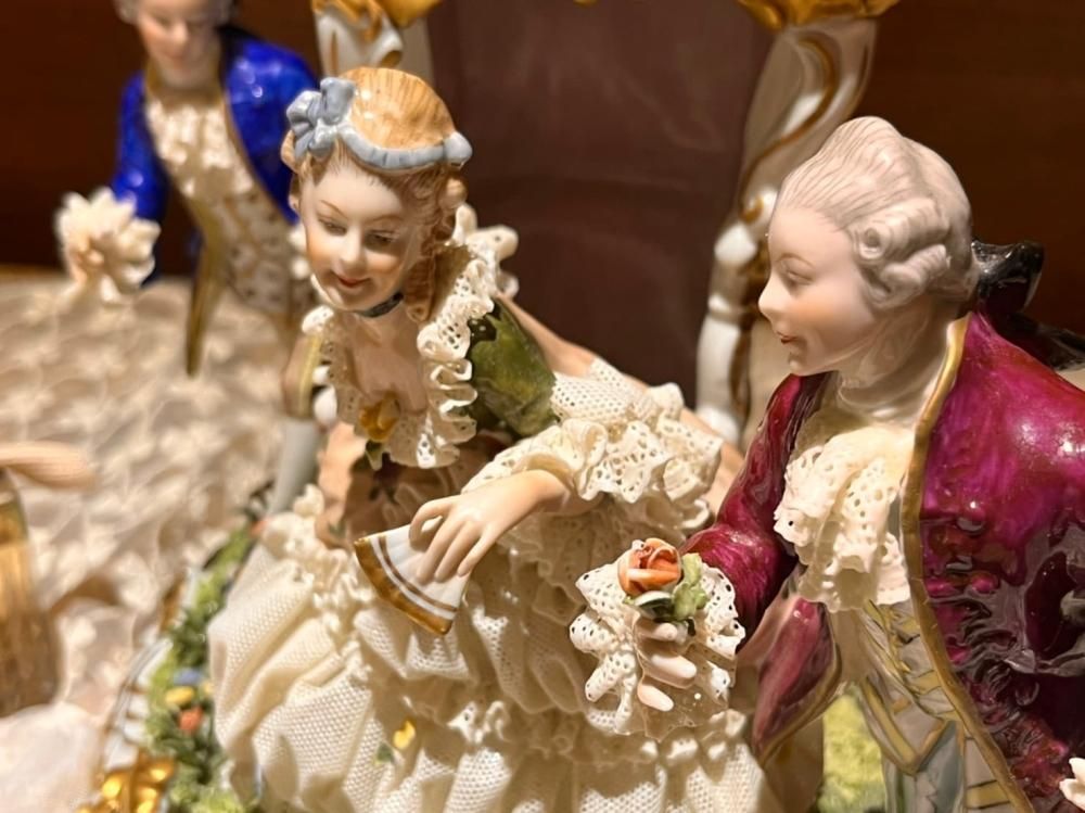 ドイツ製ウンターヴァイスバッハ繊細レースドール求婚