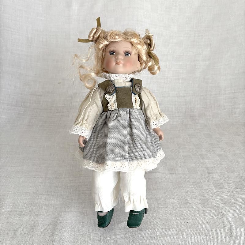 人形 ドール フランス人形 着せ替え人形 スカート 巻き毛青い瞳