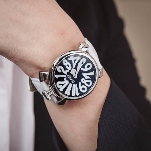 Manuale 40mm ステンレス 5020.4 | GaGa MILANO -ガガミラノ- 公式