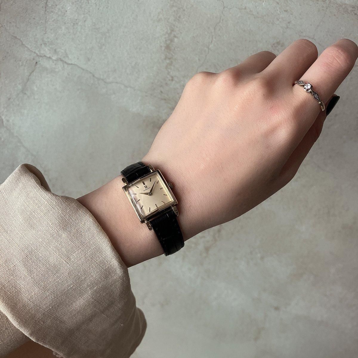 OMEGA（オメガ） 金張 変わりスクエアケース 純正ケース付 - JeJe