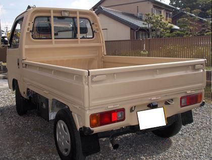 ホンダ アクティトラックをミルクティーベージュで全塗装！ - 刷毛