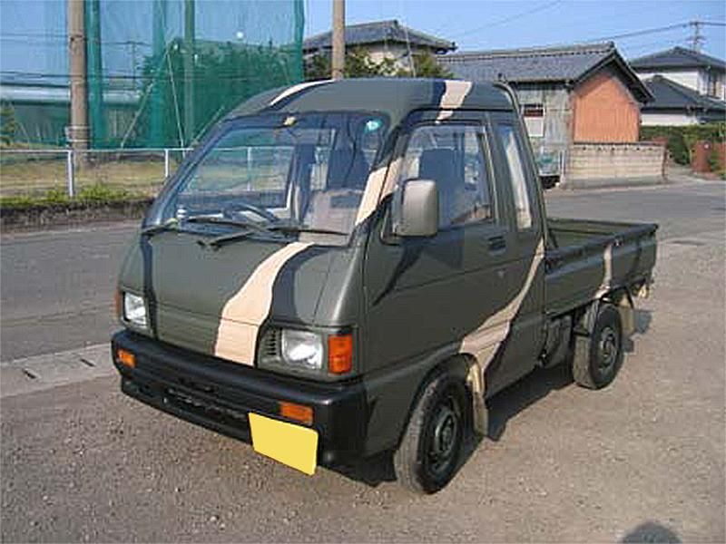 軽トラックをオリーブドラブで迷彩色に刷毛塗り全塗装！ - 刷毛（ハケ