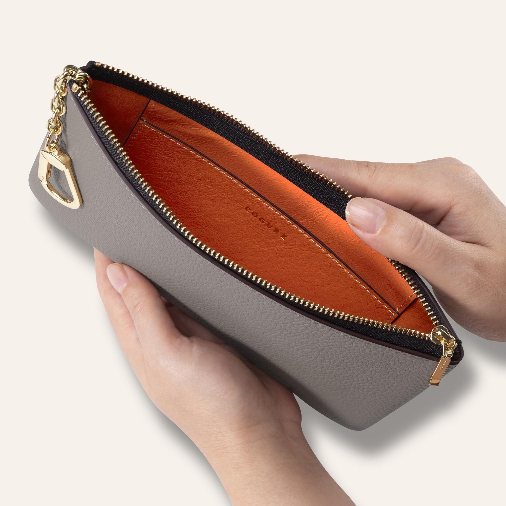 シュリンクカーフレザー ポーチ | チェーンナスカン付き - COGURE