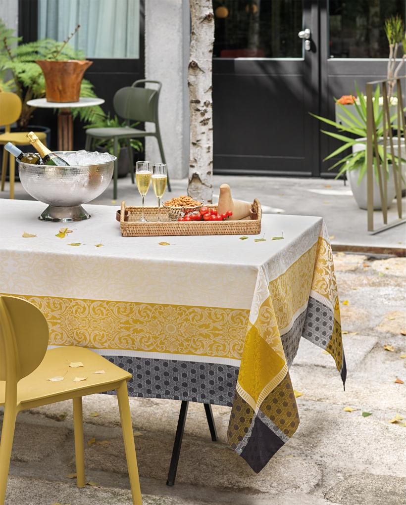 ポルトガル製テーブルクロス ヴィクトリア - ヨーロッパ直輸入の