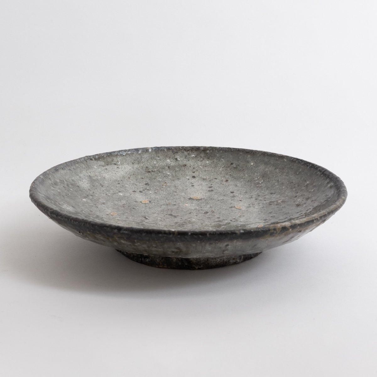 八田亨 白掛7寸皿 φ22cm H4.5cm ｜ 百福オンラインショップ