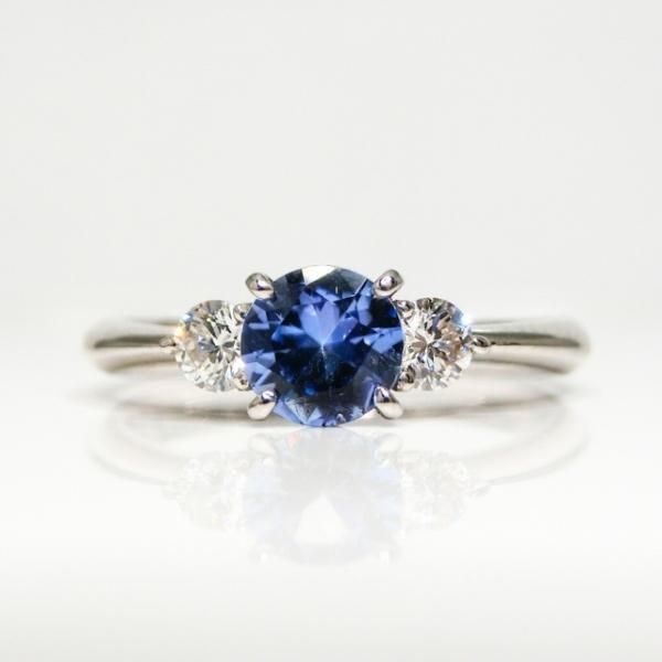 ベニトアイト H&Cダイヤモンドリング BI 0.54ct D 0.20ct Pt900 日独