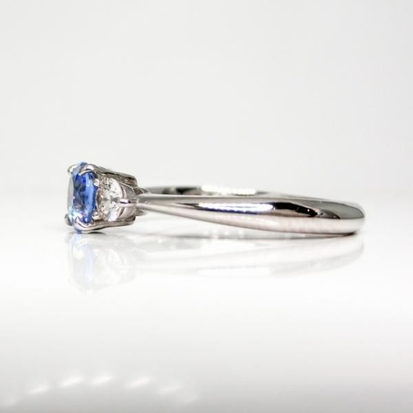 ベニトアイト H&Cダイヤモンドリング BI 0.54ct D 0.20ct Pt900 日独