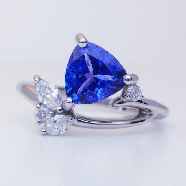 トリリアントカットタンザナイト ダイヤモンドリング TA 1.14ct D 0.23