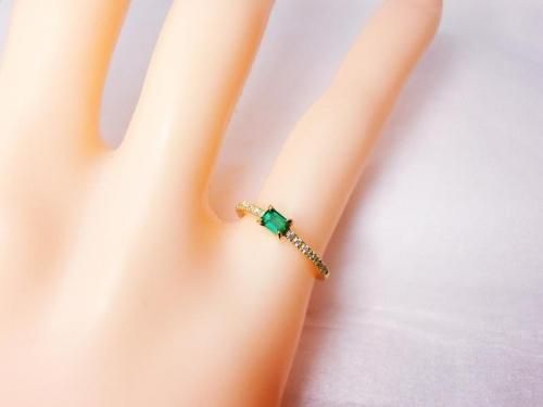 K18YG エメラルド ダイヤモンドピンキーリング EM 0.13ct D 0.08ct