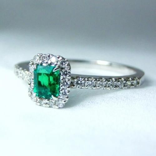 Pt900 ノンオイルエメラルド ダイヤモンドリング EM 0.26ct D 0.23ct