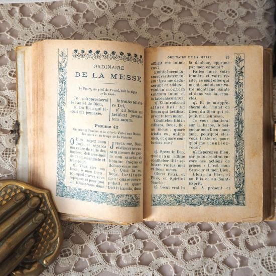 アンティーク 聖書 | フランス 20世紀初頭 セルロイド製の祈祷書 ミサ