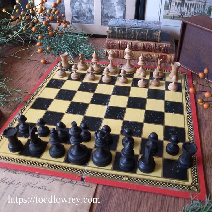 チェスはバイオレンスなスポーツ / Antique Staunton Chessmen