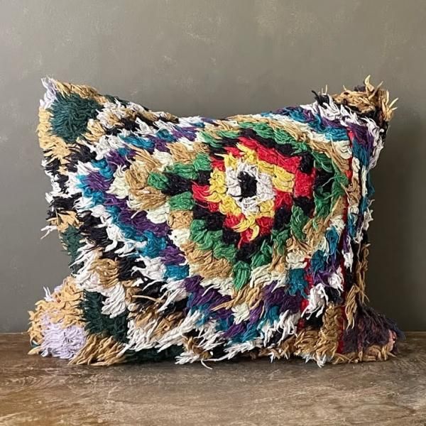 モロッコのヴィンテージラグを使用したクッションカバー/モロッコ