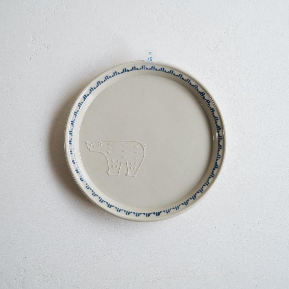 東峯未央 - 作家さんの器と暮らしにまつわる道具のお店｜イロドリ