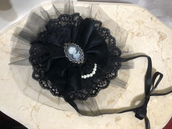 ◇受注商品◇アンティークカメオ付き円型ヘッドドレス：黒別珍×黒