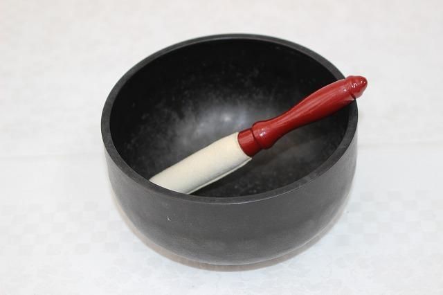 I-400砂張打出銅器佛鈴(おりん) 人間国宝三代魚住為楽(安彦銘)作