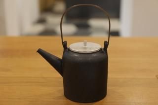 服部 竜也 - queen and the chair