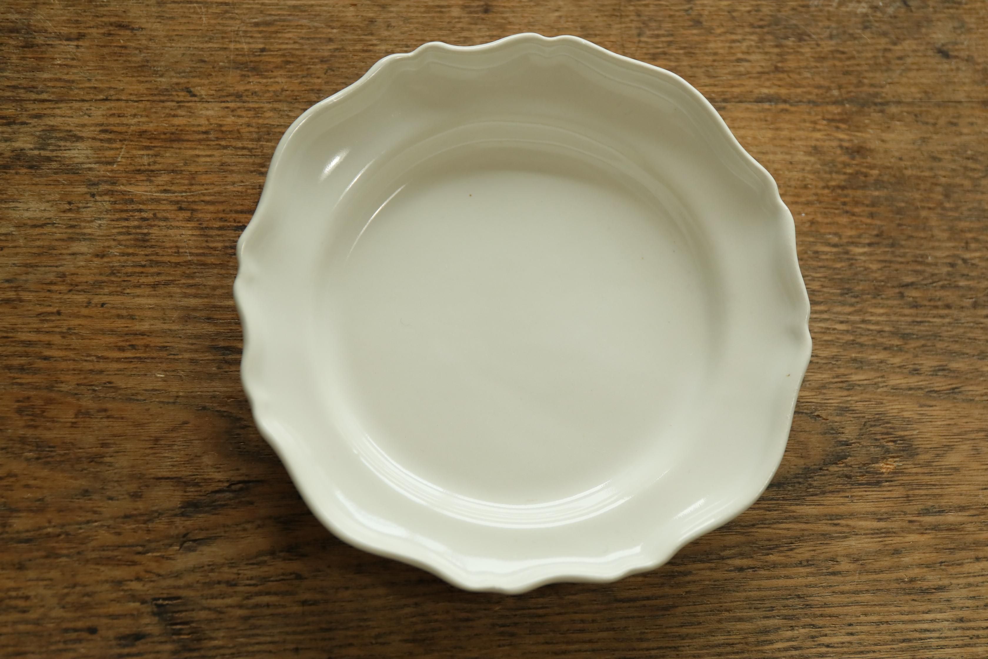 河合 竜彦 - queen and the chair