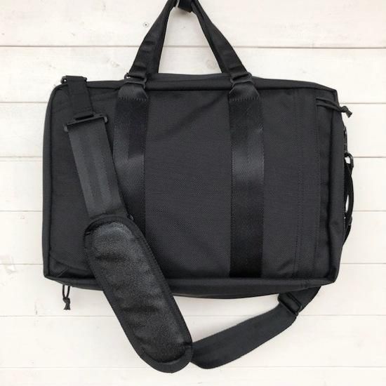 BRIEFING ”NEO TRINITY LINER”- SECOURS / ONLINE SHOP