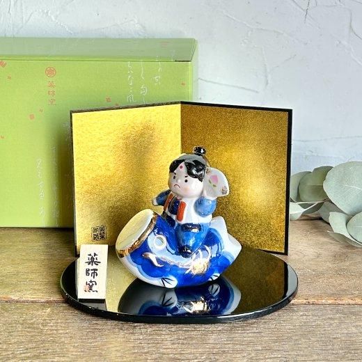 薬師窯 染錦鯉のぼり桃太郎 | 可愛らしくも勇ましい桃太郎の五月人形