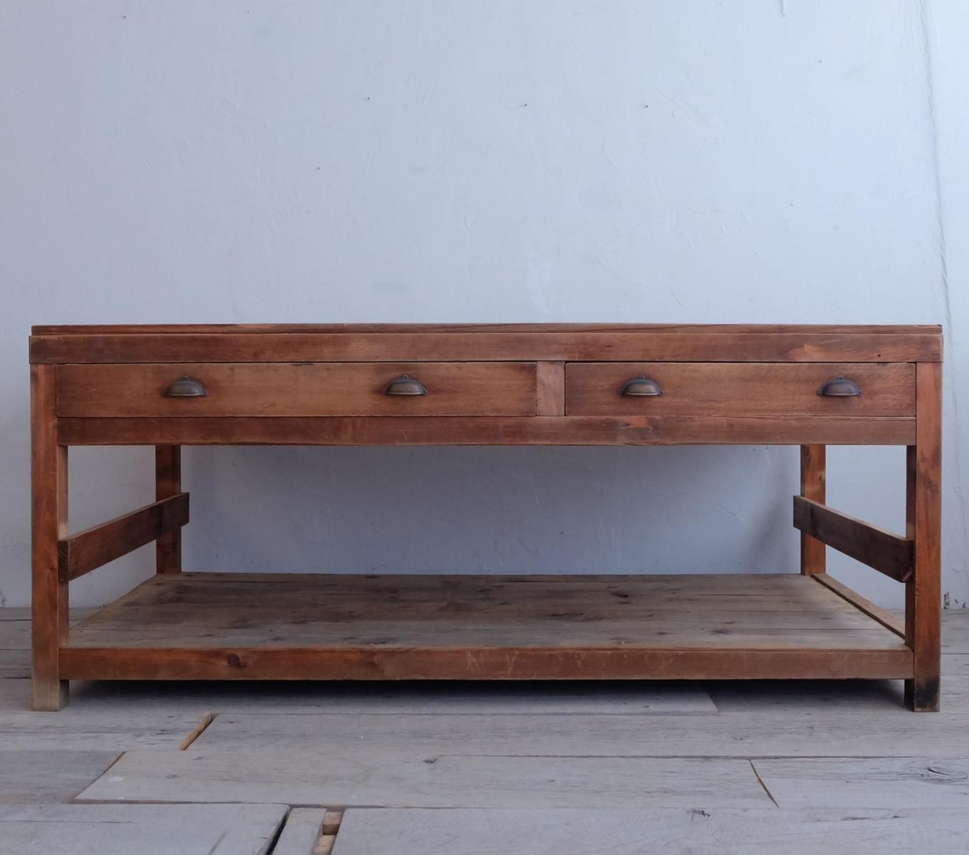 アンティークのどっしりとした作業台| ライフスタイルショップICCA