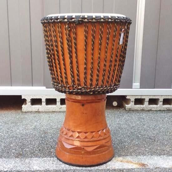 ギニアジェンベ(ジャンベ） | 西アフリカの伝統的な太鼓 - ジャンベ