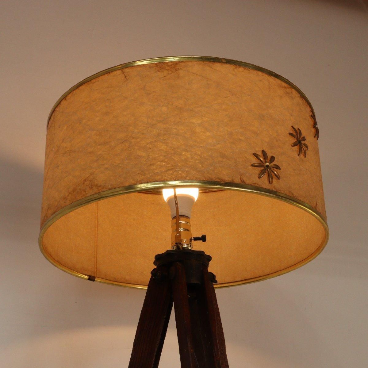 アメリカのヴィンテージ・アンティークのフロアランプを販売の通販