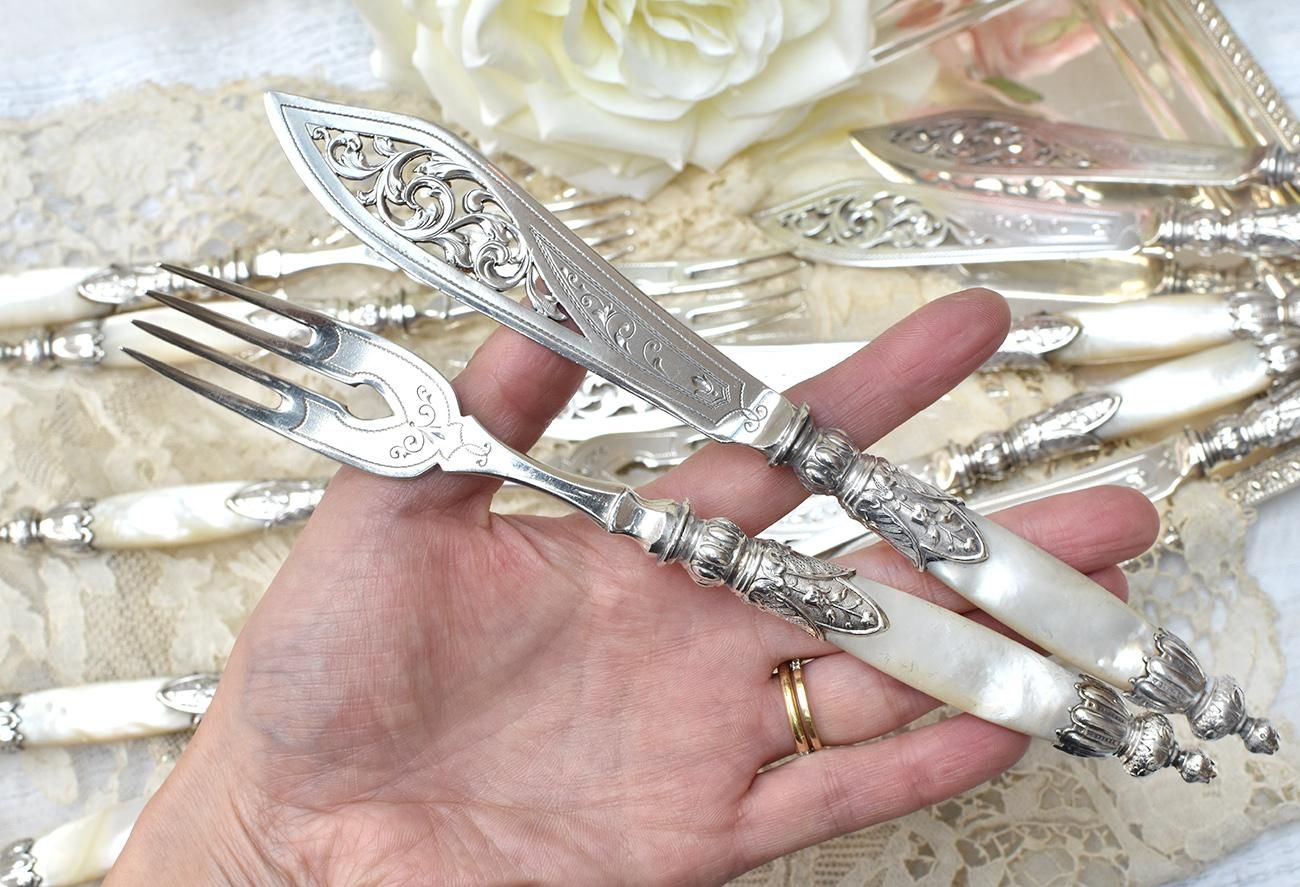 Germanアンティーク銀器【純銀】白蝶貝ハンドル 透かしのカトラリー