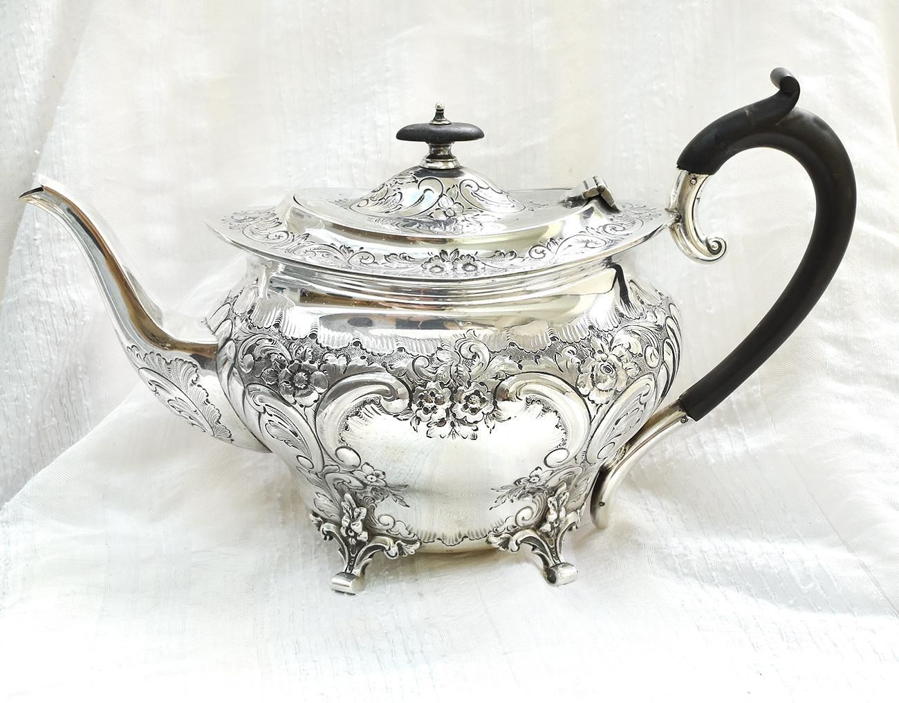 英国アンティーク銀器【純銀】1904年（デザイン登録1899年）美装飾