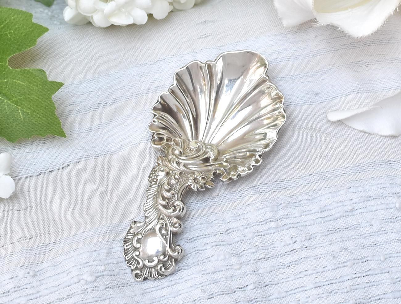 ヴィクトリアン期の銀器 - Edwardian Dreams Antiques/英国骨董銀器