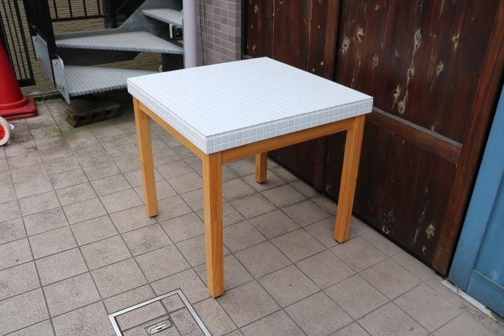 MOMO natural(モモナチュラル)のMOSAIC TOP ダイニングテーブル。天板