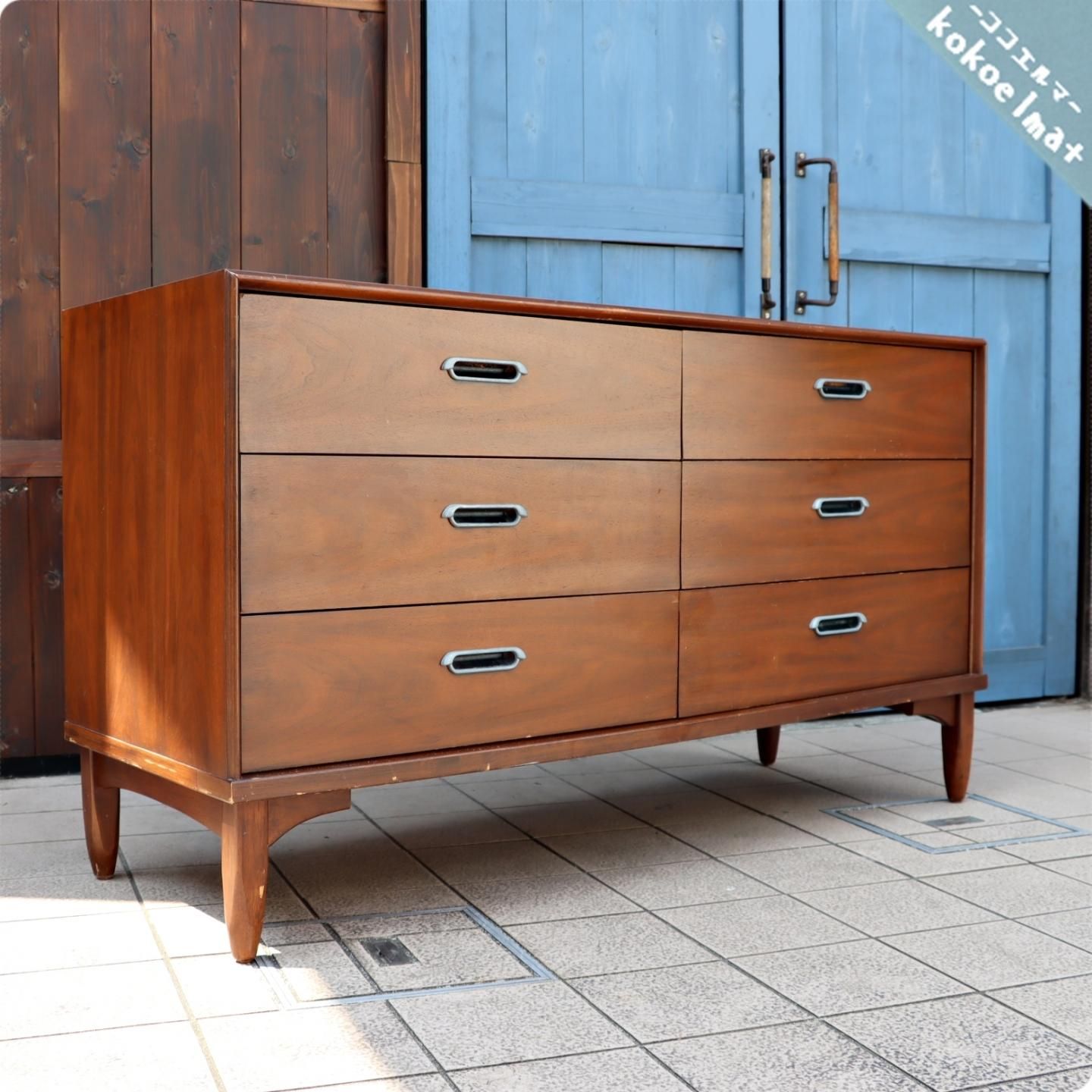 アメリカDREXEL(ドレクセル)社のウォールナット材を使用した3段ダブル