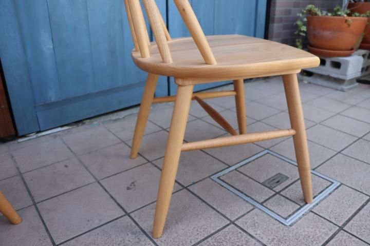 KEYUCA(ケユカ)で取り扱われていた、メイウィンザー ダイニング