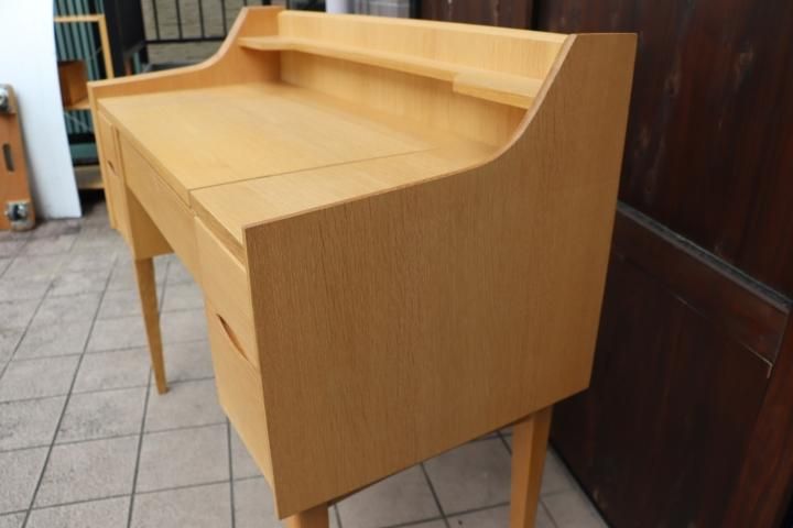 値下げ/unico(ウニコ)のSIGNE(シグネ)シリーズのドレッサーです