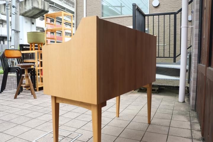 値下げ/unico(ウニコ)のSIGNE(シグネ)シリーズのドレッサーです