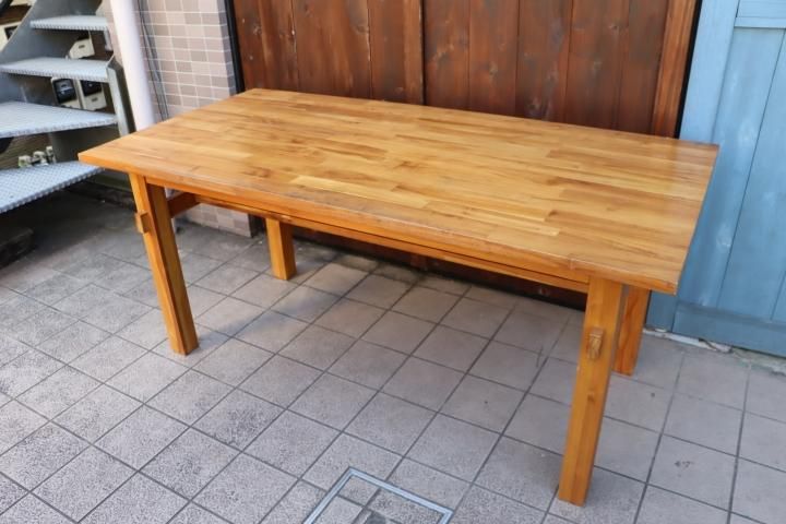 unico(ウニコ)の人気シリーズBREATH(ブレス) チーク無垢材 ダイニング