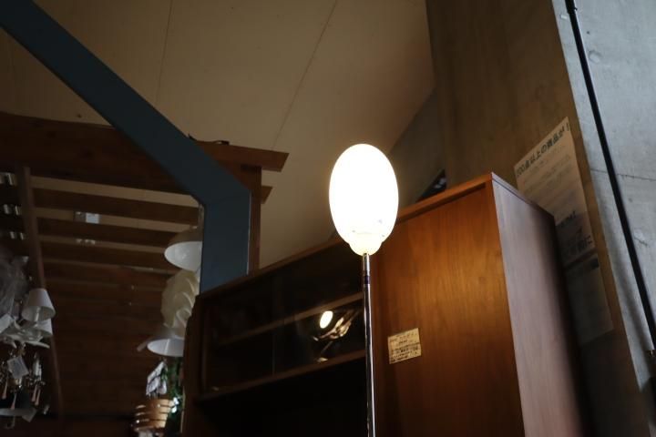 値下げ/イタリア、FLOS(フロス)のBRERA(ブレラ) F2フロアスタンド。卵