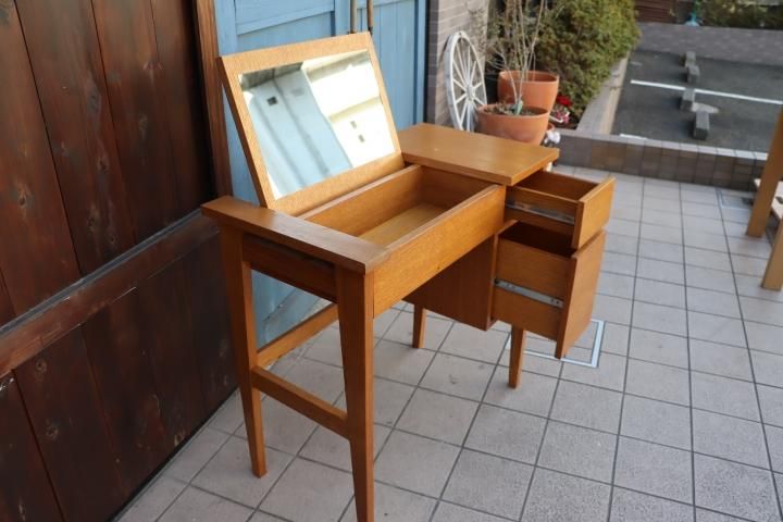 unico(ウニコ)で取り扱われていた稀少な廃番品 NOTE(ノート) オーク材