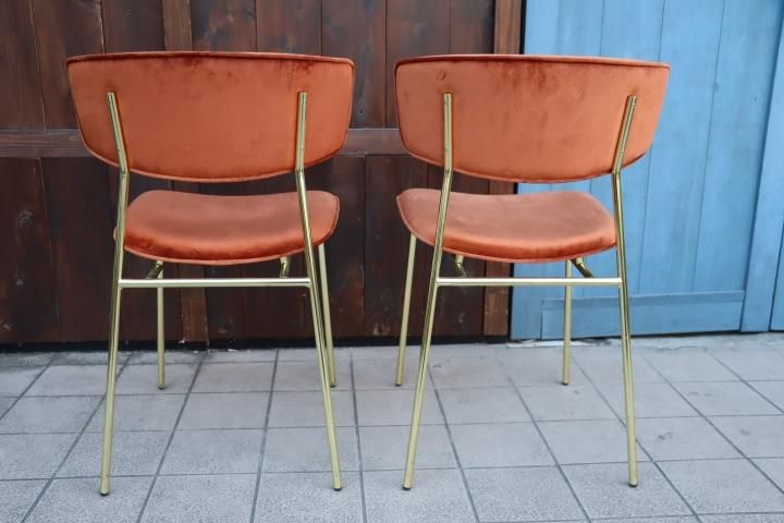 イタリアのブランドCalligaris(カリガリス)社のcFIFTIES