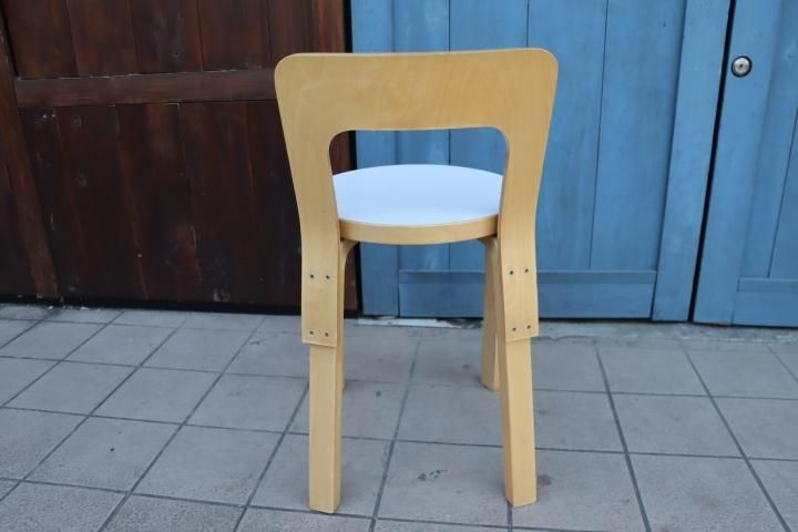 artek(アルテック)社のAlvar Aalto(アルヴァ・アアルト)デザイン No.65